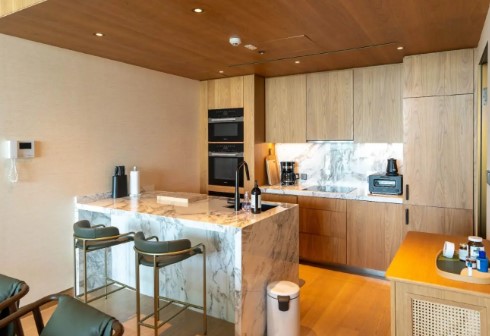 05 Luxury 2 Bedroom Waterfront Residence