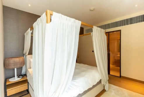 06 Luxury 2 Bedroom Waterfront Residence