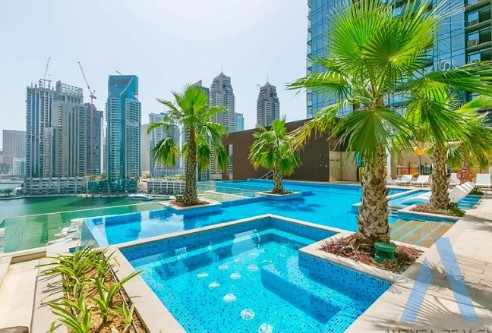 Premium 1 Bedroom Apartment at Jumeirah Living Marina Gate