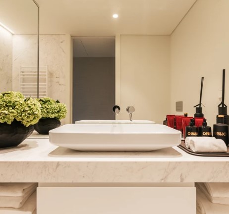 08 6 Bedroom Duplex – Infinity – Vanguard Properties