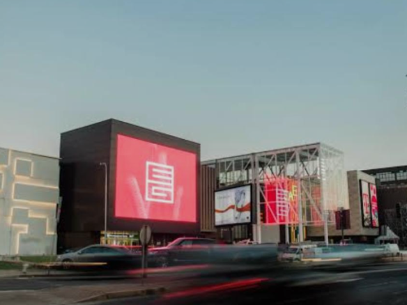 Retail Shop Unit — East Gate Mall North Macedonia East Gate Mall Mane Development sh.p.k. (A BALFIN Group Company)
